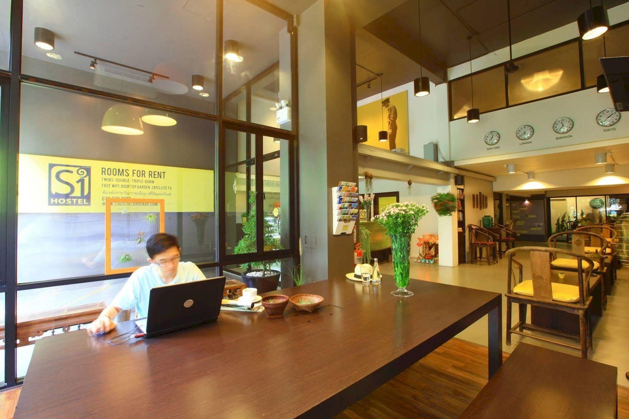 S1Hostel Bangkok Eksteriør bilde